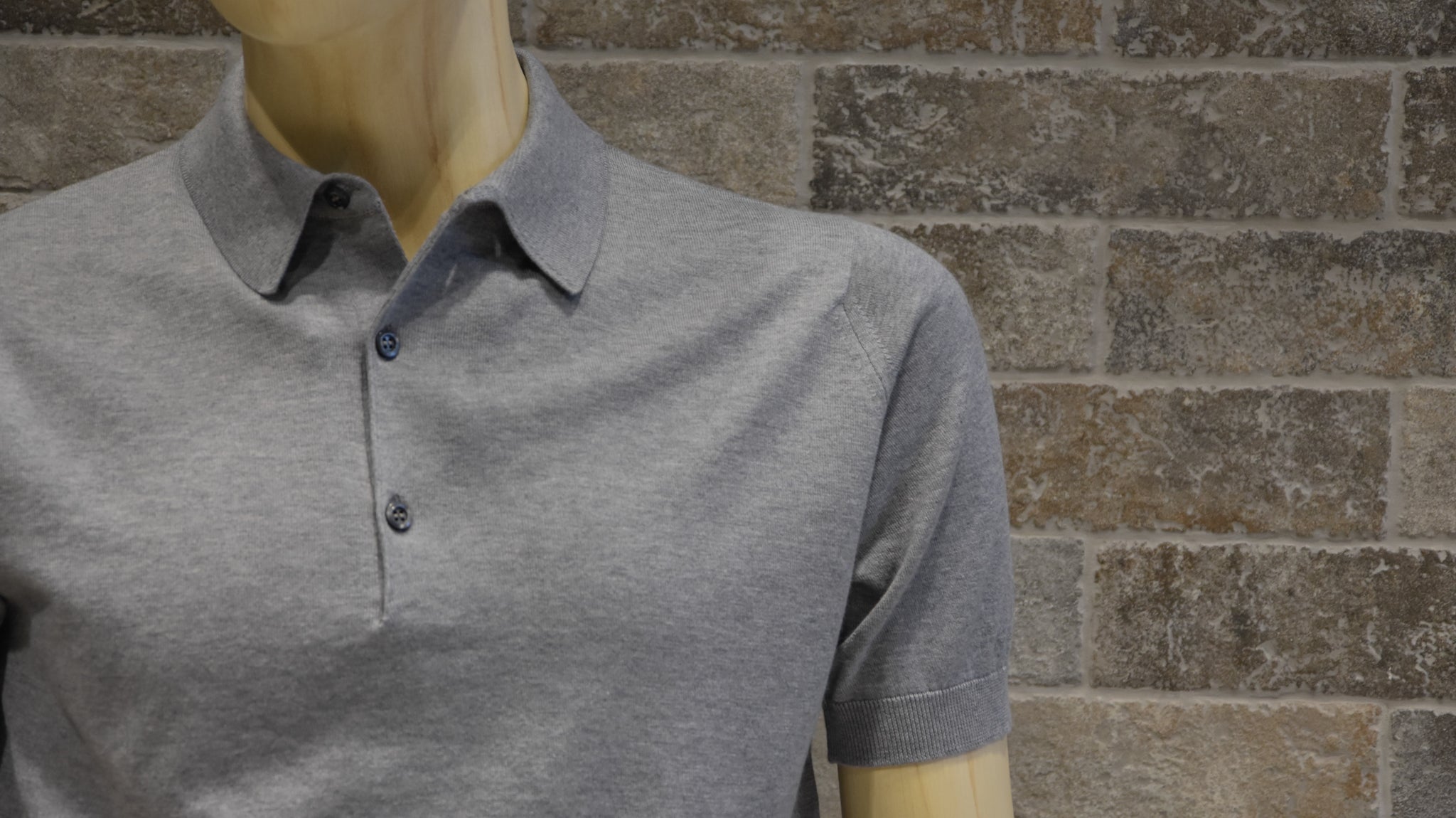 Spring & Summer Guide to mens tops