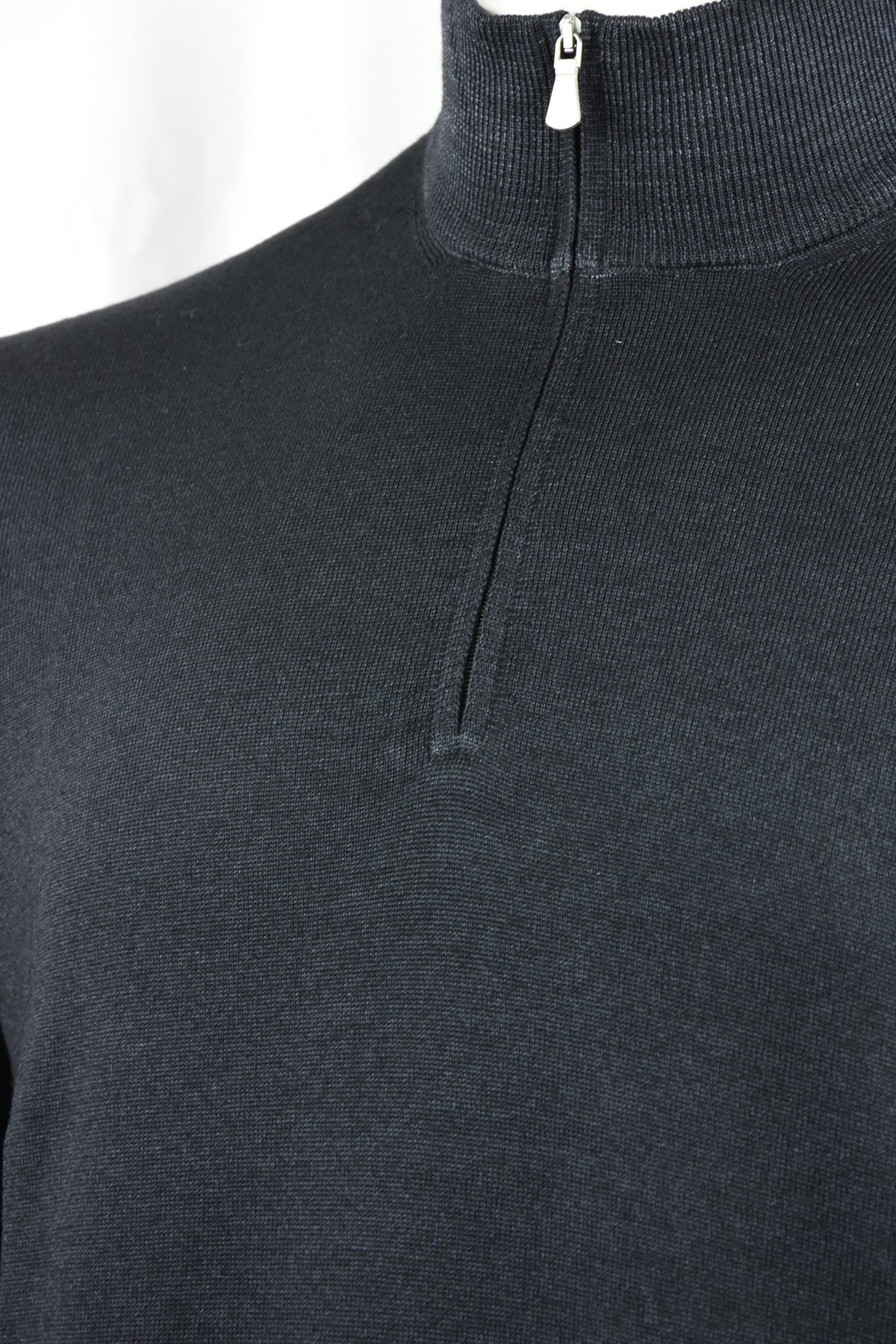 Zattura jumper neckline with a short zipper and ribbed stand collar