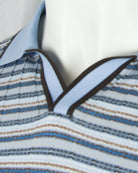 Open polo collar with dark trim and short sleeves, blue knit stripe pattern