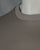 Grey knit-effect T-shirt collar and ribbed crew neckline trim